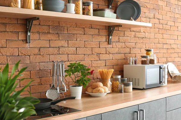 Interior Cocina Moderna Con Estantes — Foto de Stock