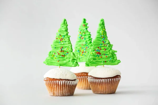 Tasty Christmas Cupcakes Light Background — Stock Photo, Image