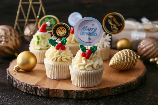 Board Tasty Christmas Cupcakes Dark Background — Stock Photo, Image