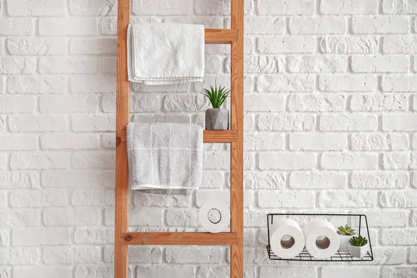 Ladder Towels Bathroom — Stock Photo, Image