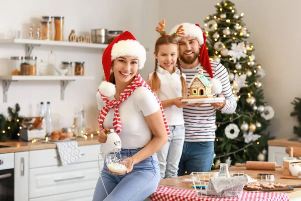 Happy Family Making Tasty Gingerbread Cookies Kitchen Christmas Eve — Stock Photo, Image