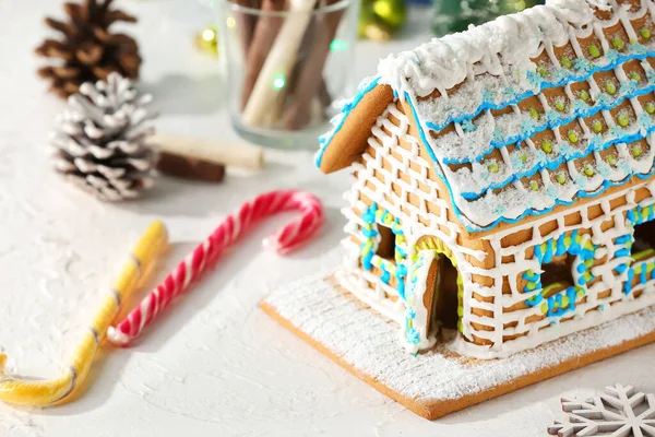 Gingerbread House Christmas Decor Table — Stock Photo, Image