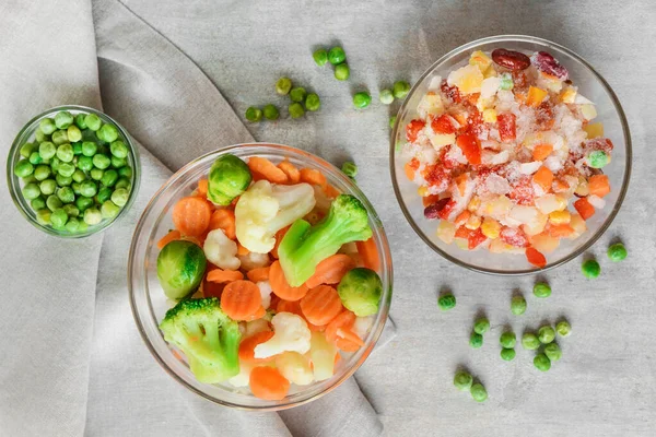 Frozen Vegetables Bowls Light Background — Stock Photo, Image