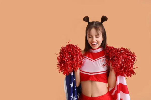 Cheerleader Muda Yang Cantik Dengan Bendera Usa Latar Belakang Warna — Stok Foto