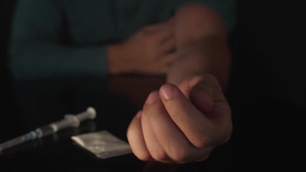 Man Knarkare Sig Själv Injektion Droger Närbild — Stockvideo