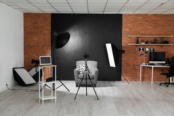 Interior Del Estudio Fotografía Con Equipo Moderno — Foto de Stock