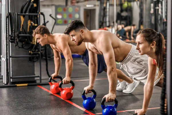 Sporty People Exercising Kettlebell Gym — Stock Photo, Image