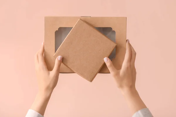 Hands Cardboard Boxes Color Background — Stock Photo, Image