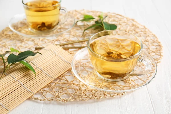 Masada Bir Fincan Yeşil Çay — Stok fotoğraf