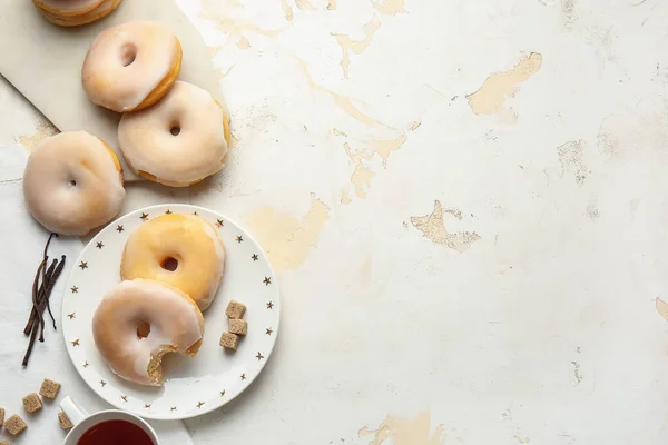 Saborosos Donuts Fundo Luz — Fotografia de Stock
