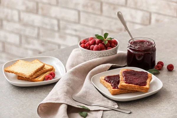 Toasts Jar Sweet Raspberry Jam Table — Stock Photo, Image
