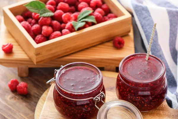 Frascos Con Mermelada Frambuesa Dulce Mesa — Foto de Stock