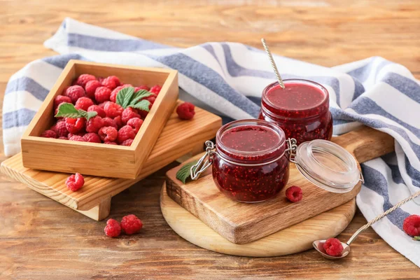 Jars Sweet Raspberry Jam Table — Stock Photo, Image