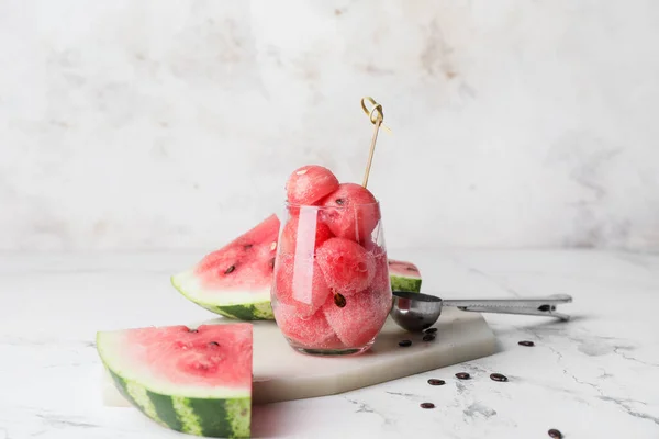 Smaklig Vattenmelon Bollar Glas Bordet — Stockfoto