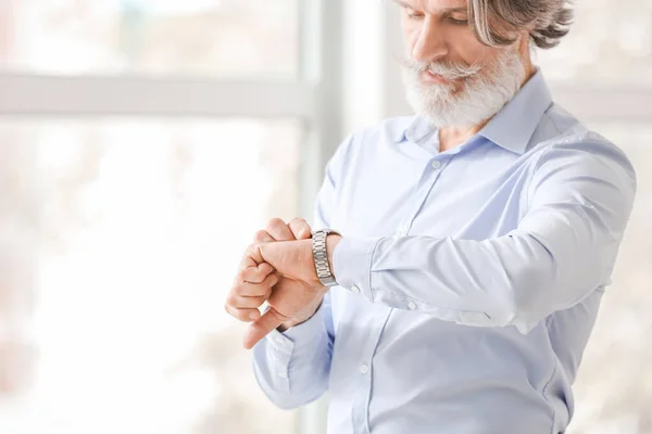 Senior Businessman Working Office — Stock Photo, Image