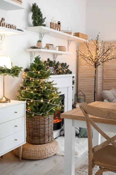 Beautiful Christmas Tree Interior Dining Room — Stock Photo, Image