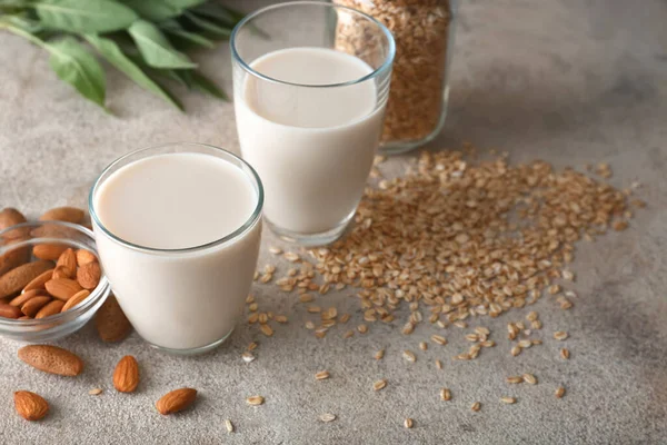 Glasses Tasty Vegan Milk Table — Stock Photo, Image