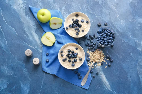 Bowls Tasty Oatmeal Blueberry Color Table — Stock Photo, Image