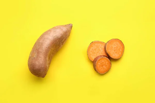Fresh Sweet Potatoes Color Background — Stock Photo, Image