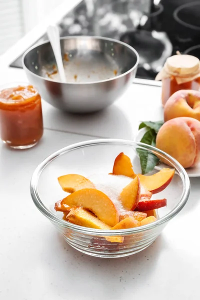 Bowl Fresh Peaches Sugar Light Table — Stock Photo, Image