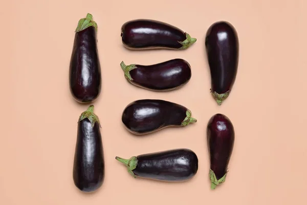 Fresh Eggplants Color Background — Stock Photo, Image