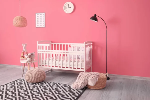 Interieur Des Modernen Kinderzimmers Mit Bequemem Bett — Stockfoto