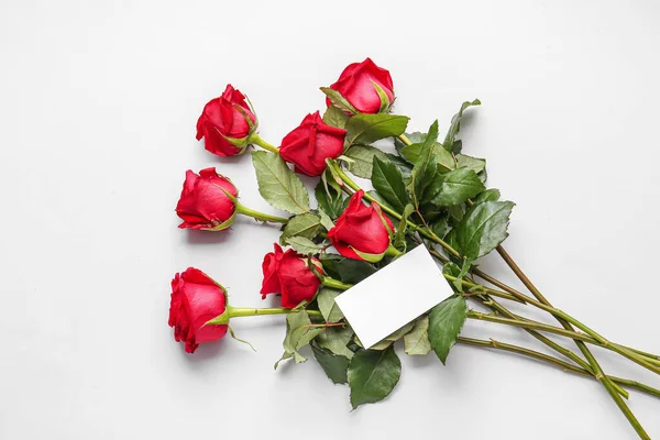 Букет Красивых Красных Роз Чистая Карточка Белом Фоне — стоковое фото