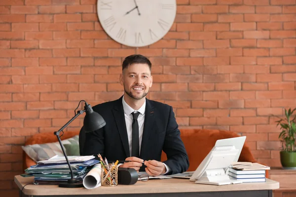 Portrait Businessman Table Office — Stock Photo, Image