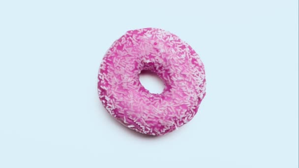 Doux Donut Savoureux Sur Fond Couleur Claire Vue Dessus — Video