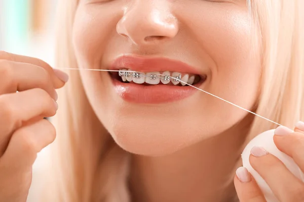 Young Woman Dental Braces Floss Closeup — Stock Photo, Image