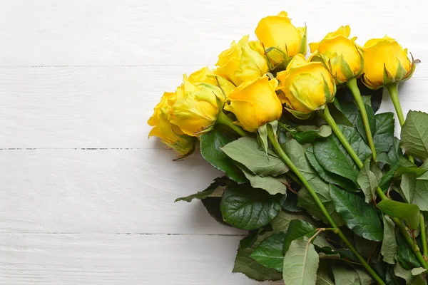 Beautiful Yellow Roses White Wooden Background — Stock Photo, Image
