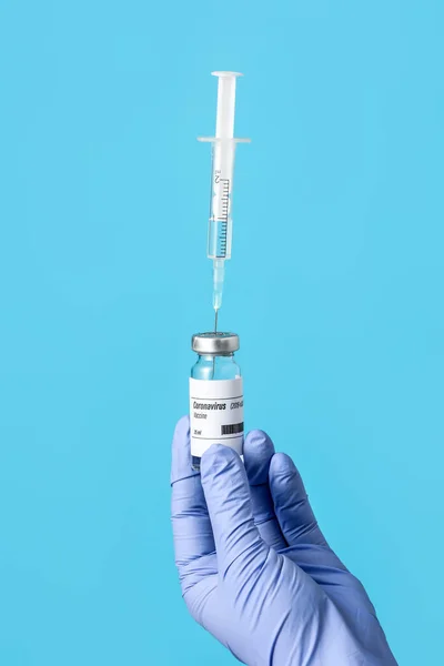 Doctor Hand Syringe Vaccine Immunization Covid Color Background — Stock Photo, Image