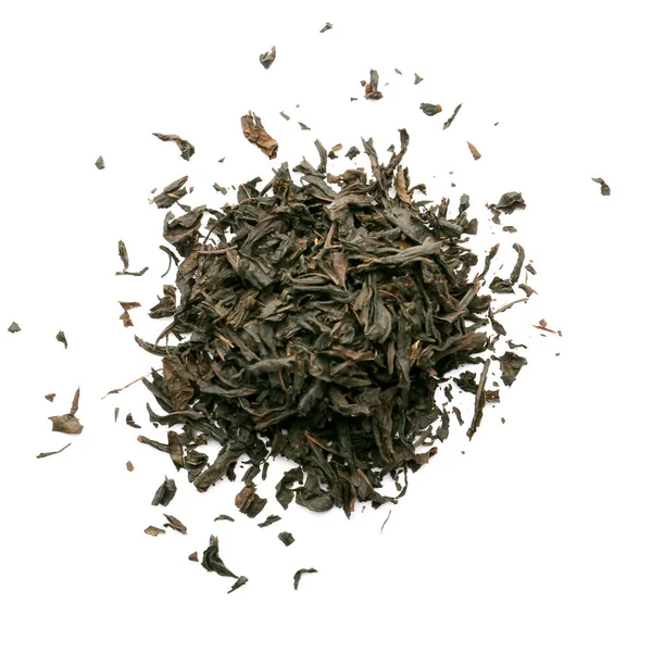 Masa Suchych Czarnych Liści Herbaty Białym Tle — Zdjęcie stockowe
