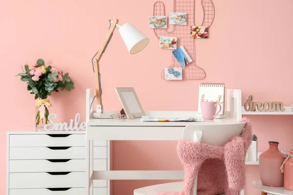 Stilvolles Interieur Des Arbeitsplatzes Zimmer — Stockfoto