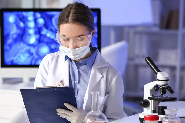 Scientist Developing Covid Vaccine Laboratory — Stock Photo, Image