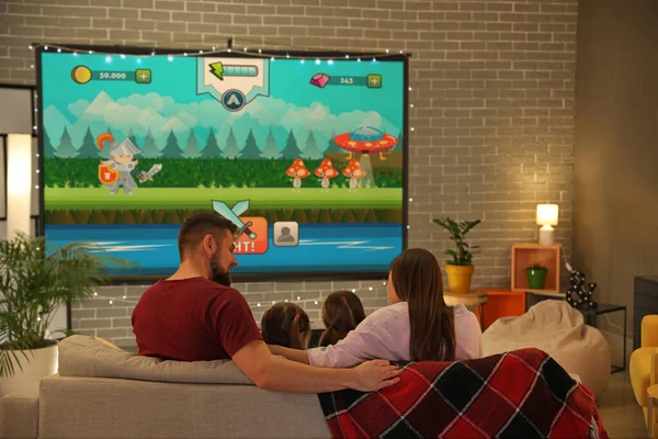 Young Family Playing Video Games Big Screen Home — Stock Photo, Image