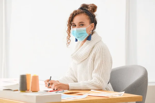 Female Fashion Designer Wearing Medical Mask Studio — Stock Photo, Image