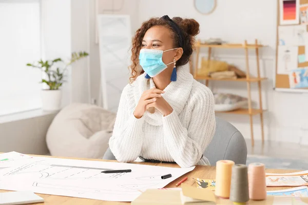 Female Fashion Designer Wearing Medical Mask Studio — Stock Photo, Image