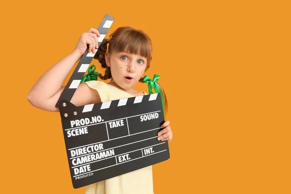 Surprised Little Girl Movie Clapper Color Background — Stock Photo, Image