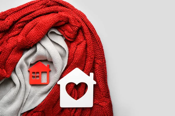 Figures House Warm Scarves Grey Background Concept Heating Season — Stock Photo, Image