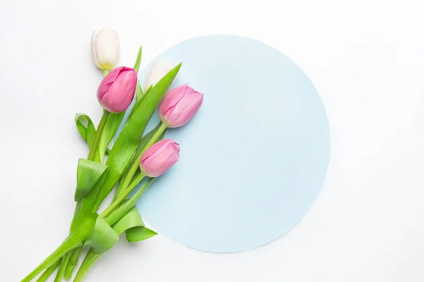 Beyaz Arka Planda Güzel Çiçekli Boş Kart — Stok fotoğraf