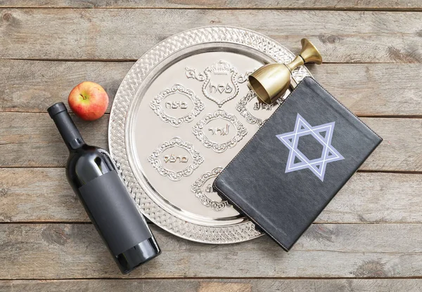 Passover Seder Plate Wine Torah Wooden Background — Stock Photo, Image