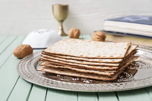 Passover Seder Plate Matzo Table Closeup — Stock Photo, Image