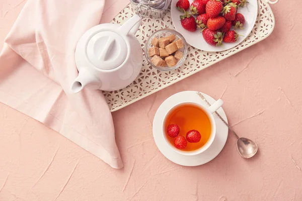 Composition Cup Hot Strawberry Tea Color Background — Stock Photo, Image