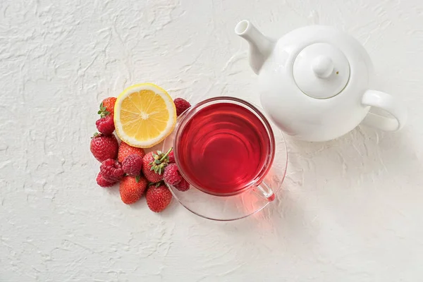 Cup Hot Fruit Tea Light Background — Stock Photo, Image