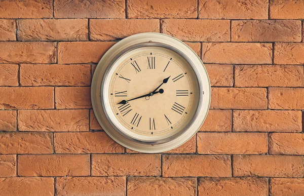 Modern Clock Hanging Brick Wall — Stock Photo, Image