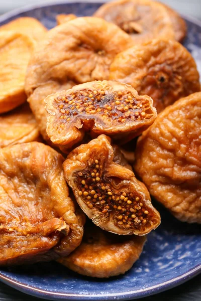 Plate Tasty Dried Figs Closeup — Stock Photo, Image