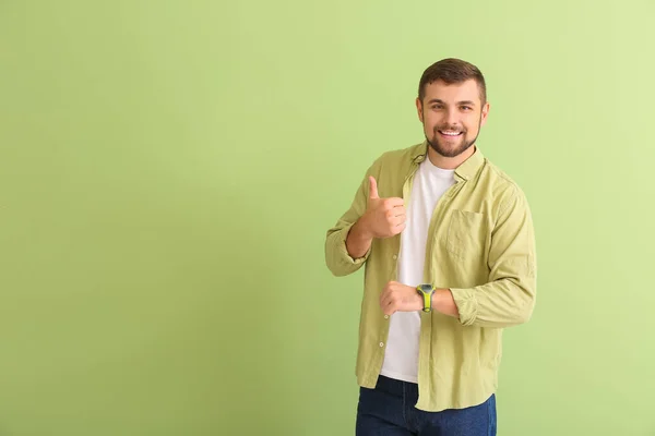 Handsome Man Wristwatch Color Background — Stock Photo, Image