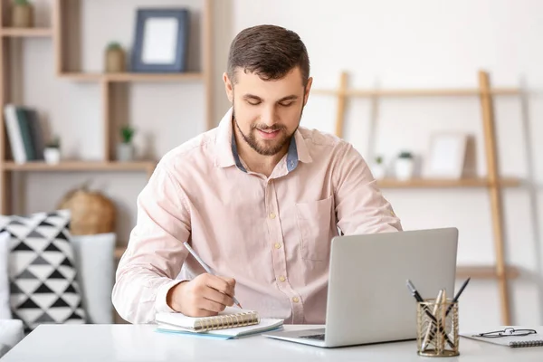 Young Man Working Laptop Home — Stock Photo, Image