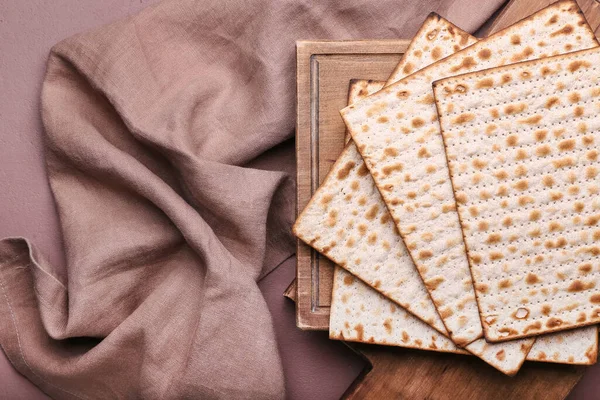 Judisk Tunnbröd Matza För Påsk Färg Bakgrund — Stockfoto